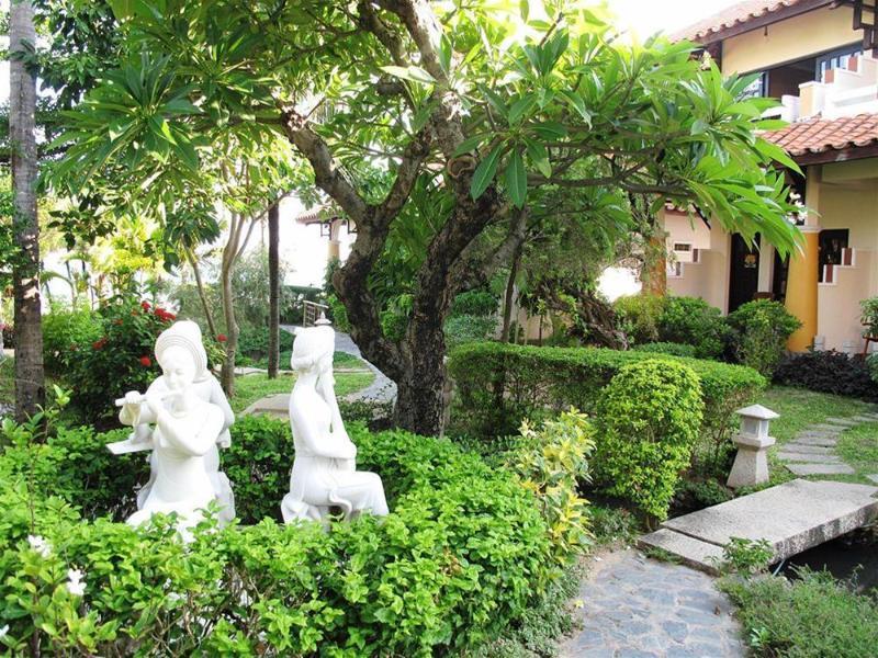 Dynasty Mui Ne Beach Resort Phan Thiet Exterior foto